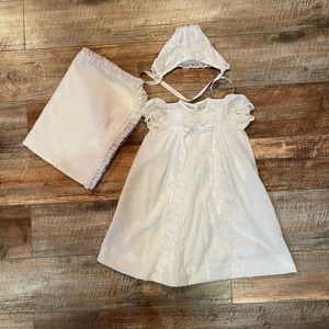 Vintage gown with bonnet and blanket